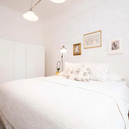 Old Town Serenity & Historic Charm Apartmán Bratislava