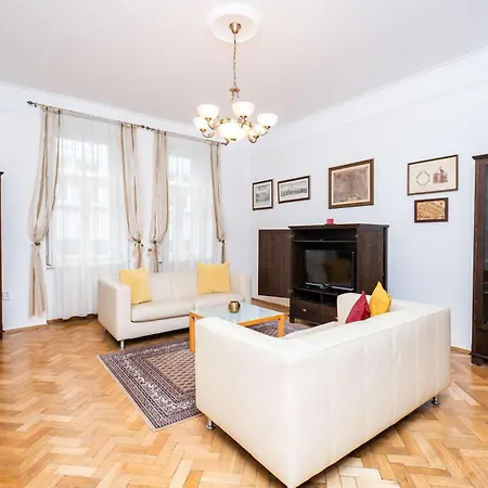 Apartmán Old Town Serenity & Historic Charm